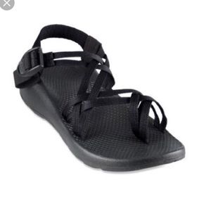 Black double strap Chacos